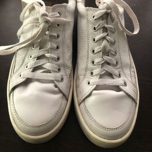 FREE PEOPLE off-white leather platform sneakers!